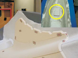 vložky z materiáu umožňující prostup pryskyřice sika axson